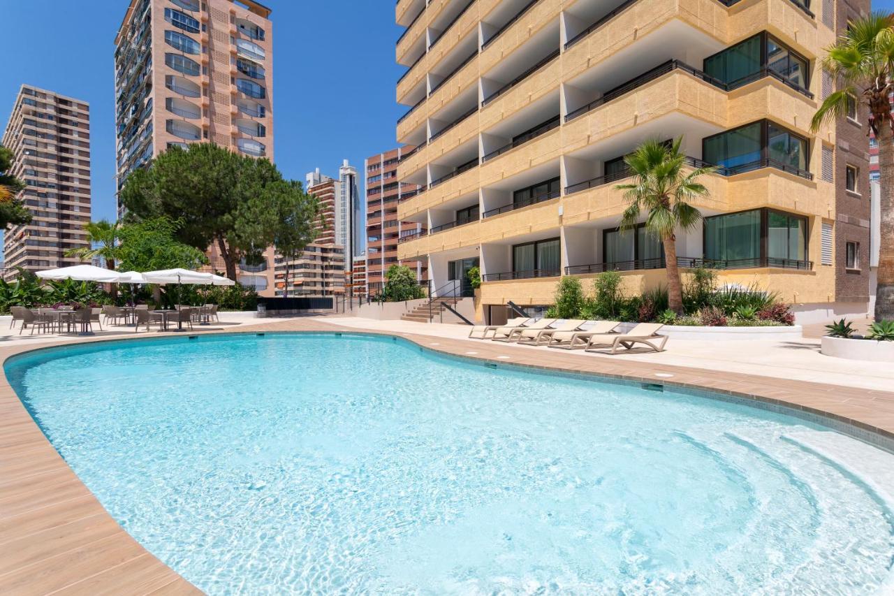 Halley Hotel & Apartments Affiliated By Melia Benidorm Exteriör bild