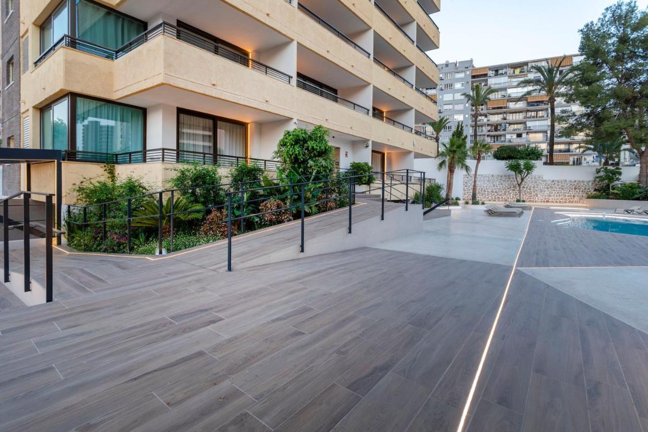 Halley Hotel & Apartments Affiliated By Melia Benidorm Exteriör bild
