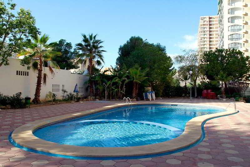 Halley Hotel & Apartments Affiliated By Melia Benidorm Exteriör bild